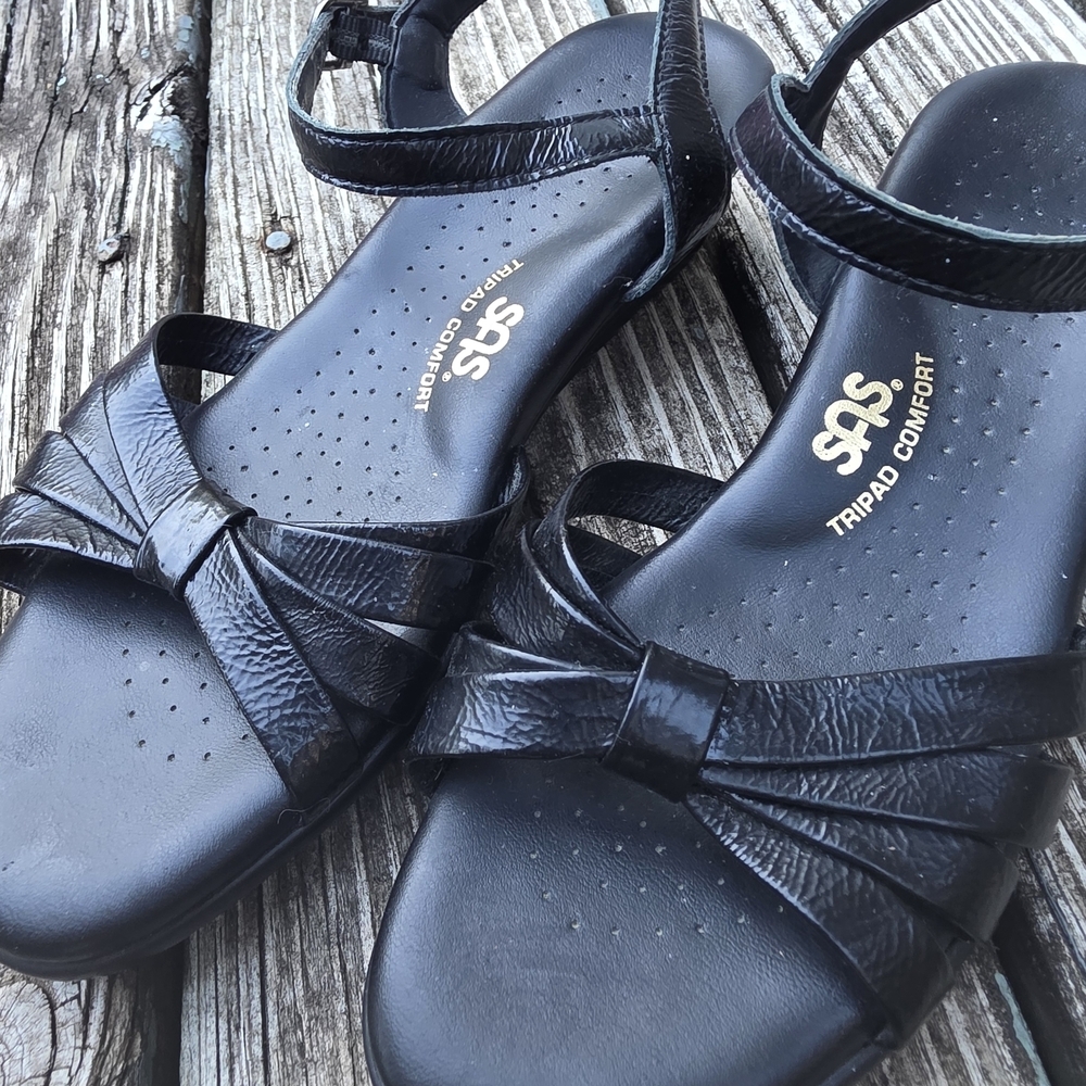 SAS Women's Black Strappy Wedge Sandals Sz 7 - Picture 2 of 4